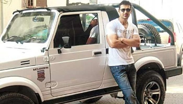 John Abraham Cars Collection Maruti Gypsy