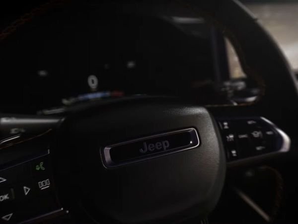 Interiors of Jeep Meridian (Commander) Teased