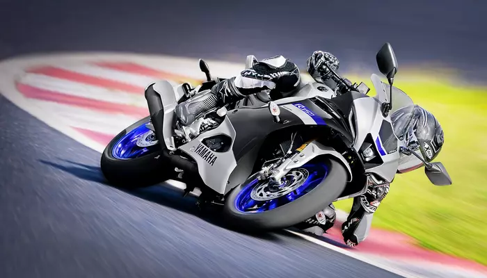 2021 Yamaha YZF-R15 price in india