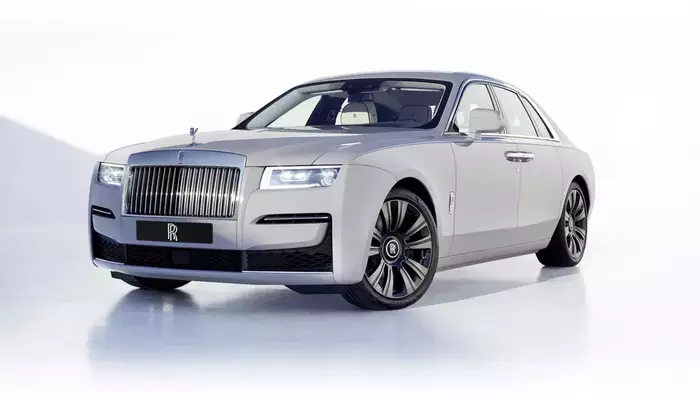 Rolls Royce Ghost Features