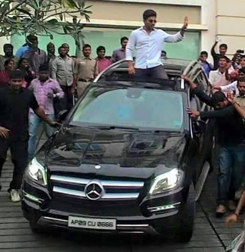 allu arjun Mercedes Benz GLS 350D