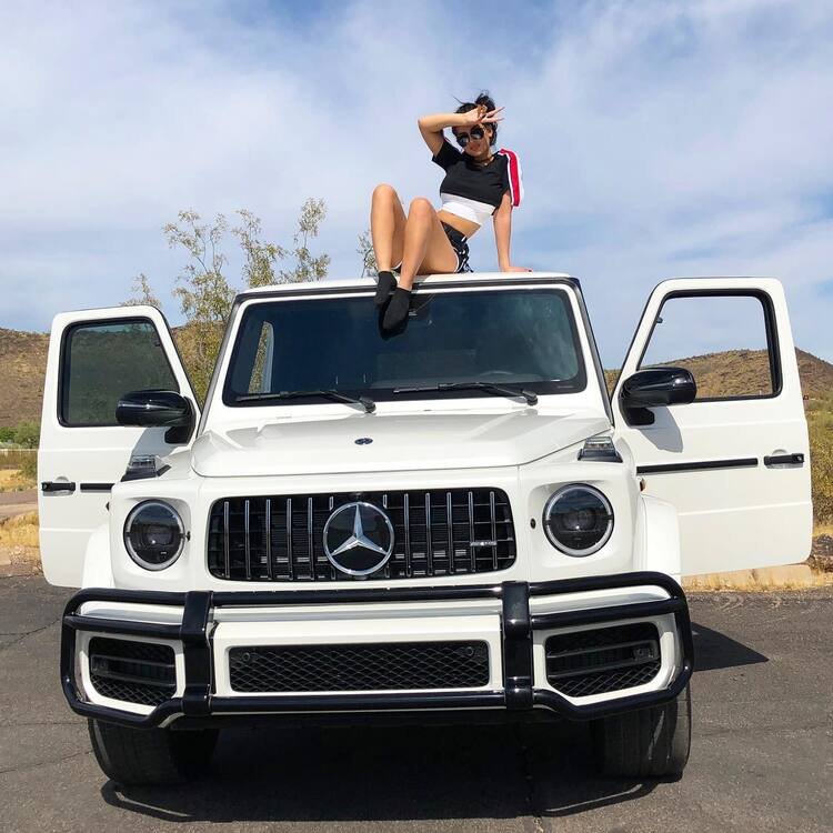 Sssniperwolf Mercedes AMG G63