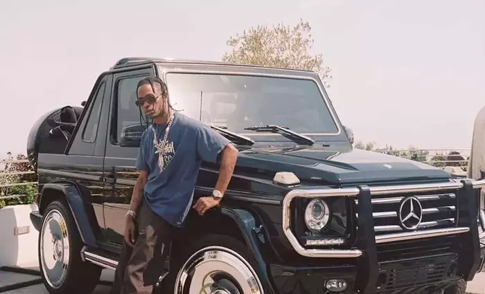 travis scott Mercedes-Maybach G 650 Landaulet