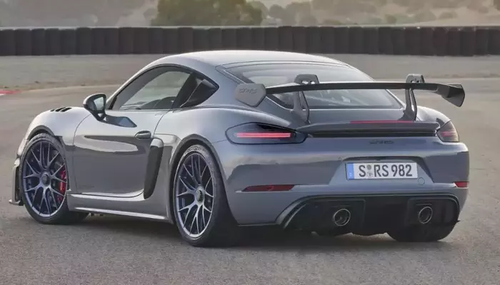 Porsche 718 Cayman GT4 RS price in india