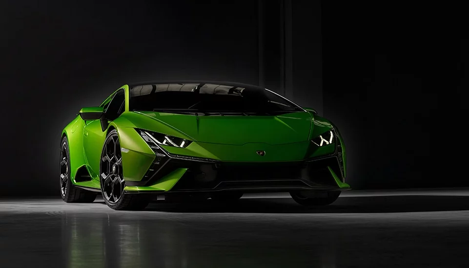 2022 Lamborghini Huracan Tecnica features